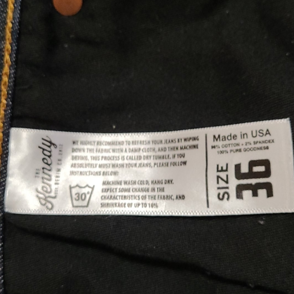 Jeans - Picture 3 of 3